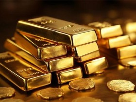 媒体人:特朗普关税战纯“耍流氓” 全球市场震动